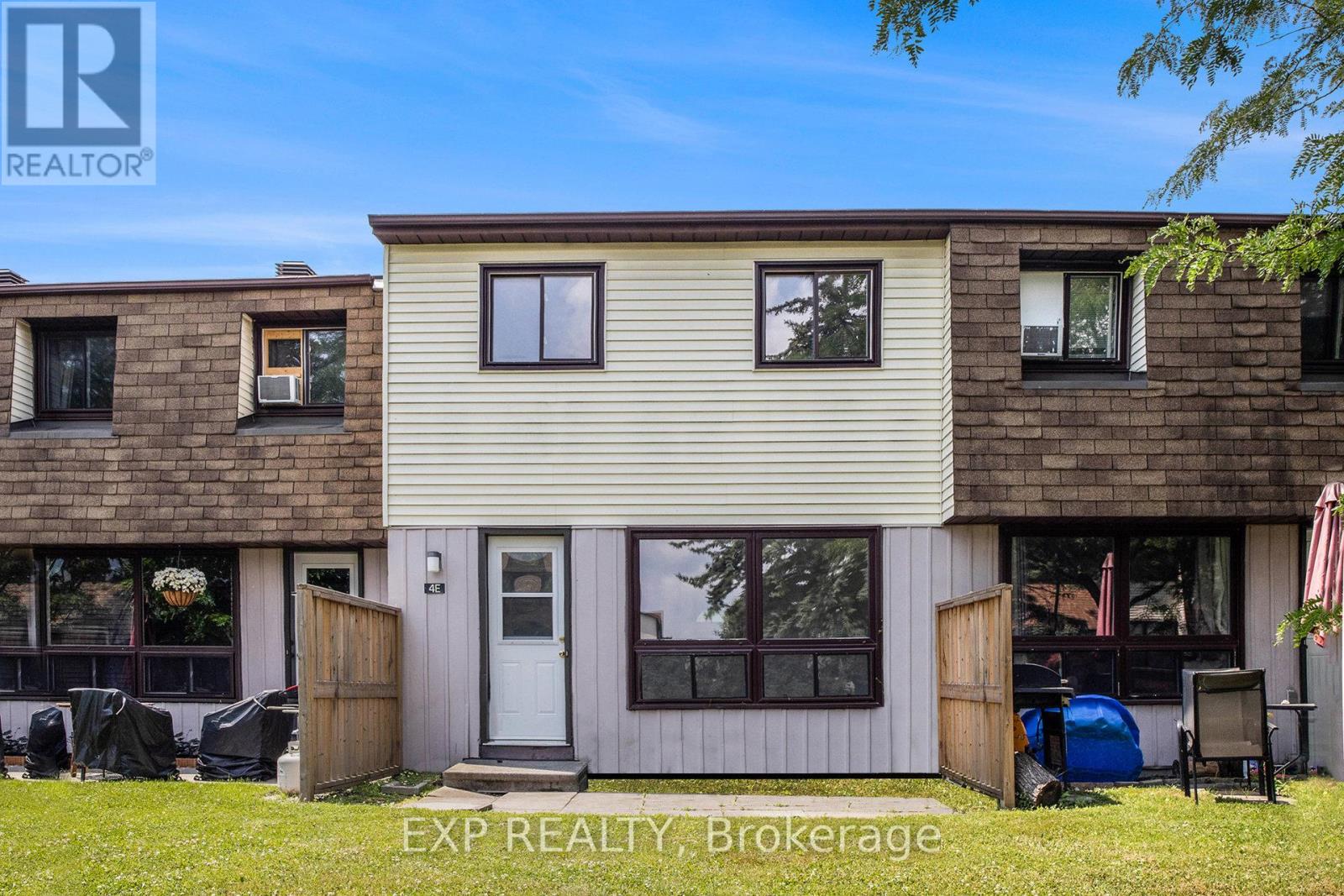 4e - 39 Woodvale Green