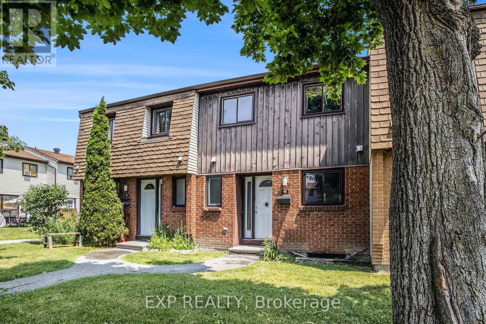 4e - 39 Woodvale Green