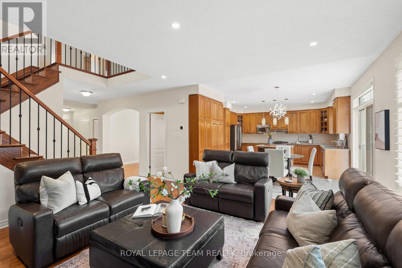 7 Ash Valley Avenue