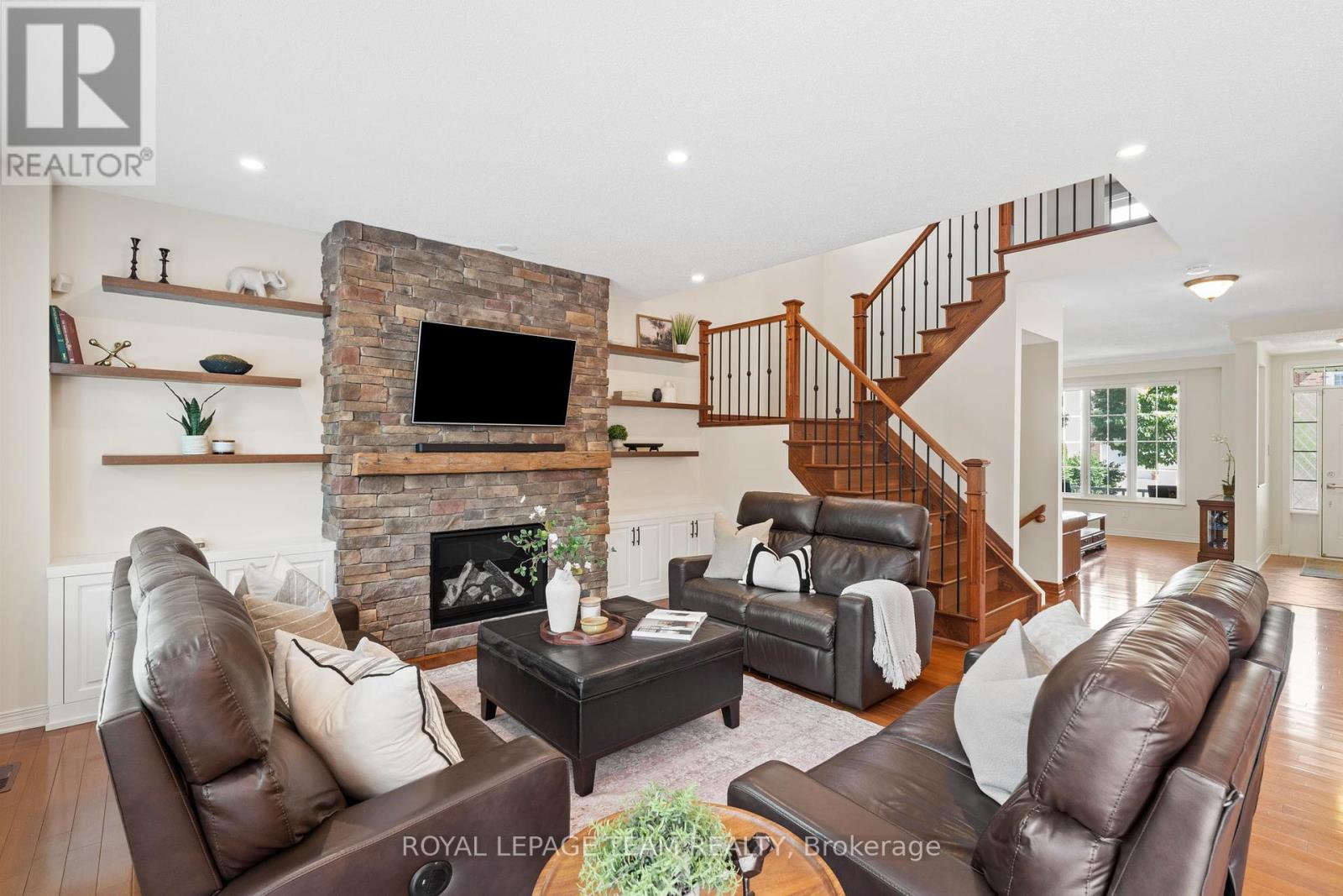 7 Ash Valley Avenue