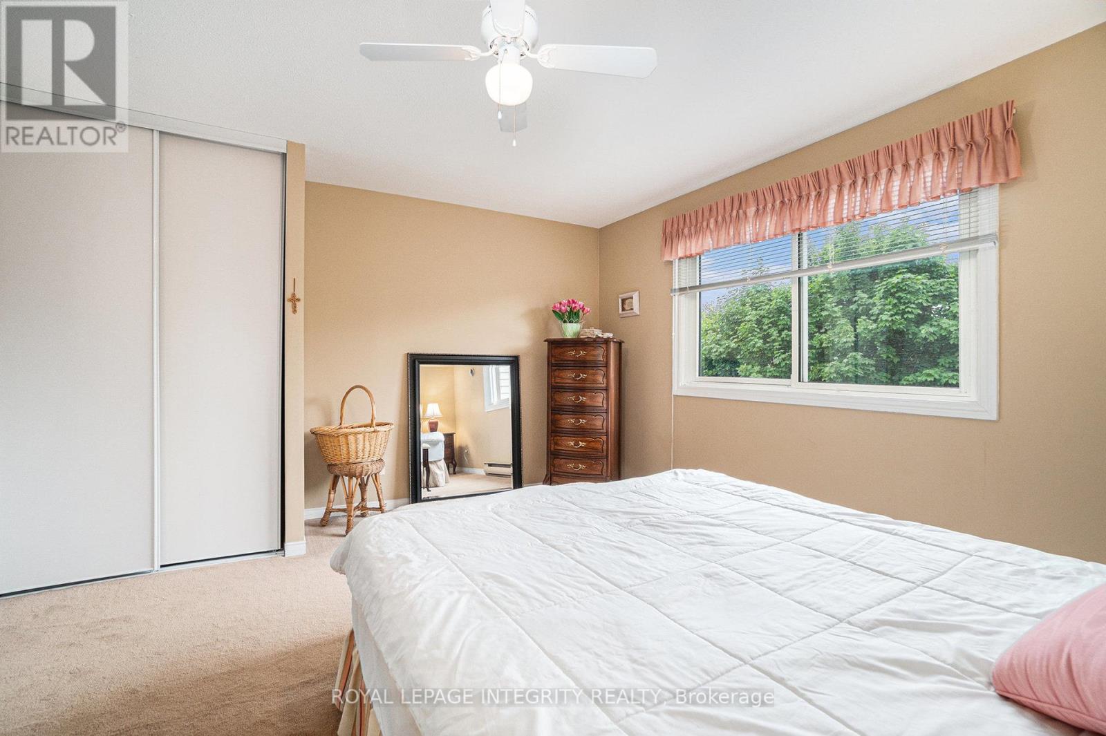 7 - 6 Sweetbriar Circle