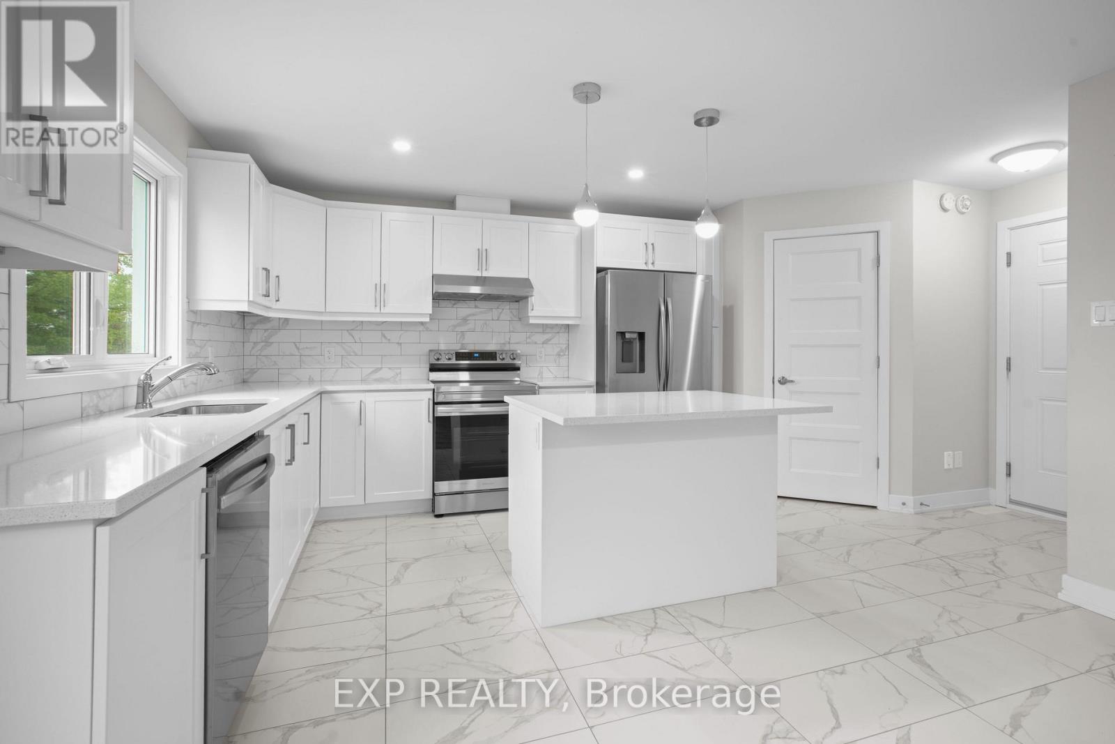 75 Chateauguay Street