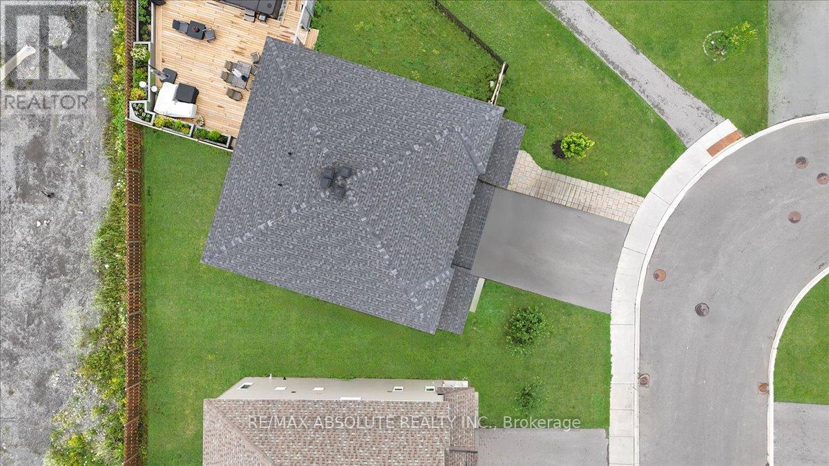 169 Bandelier Way