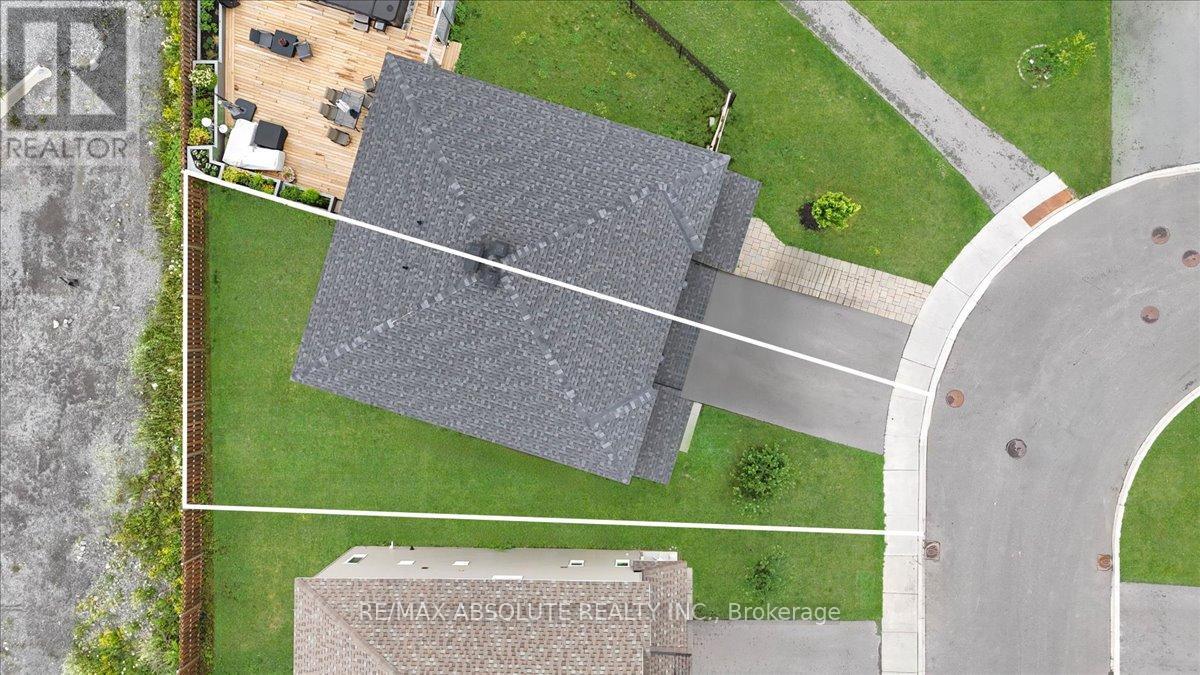 169 Bandelier Way