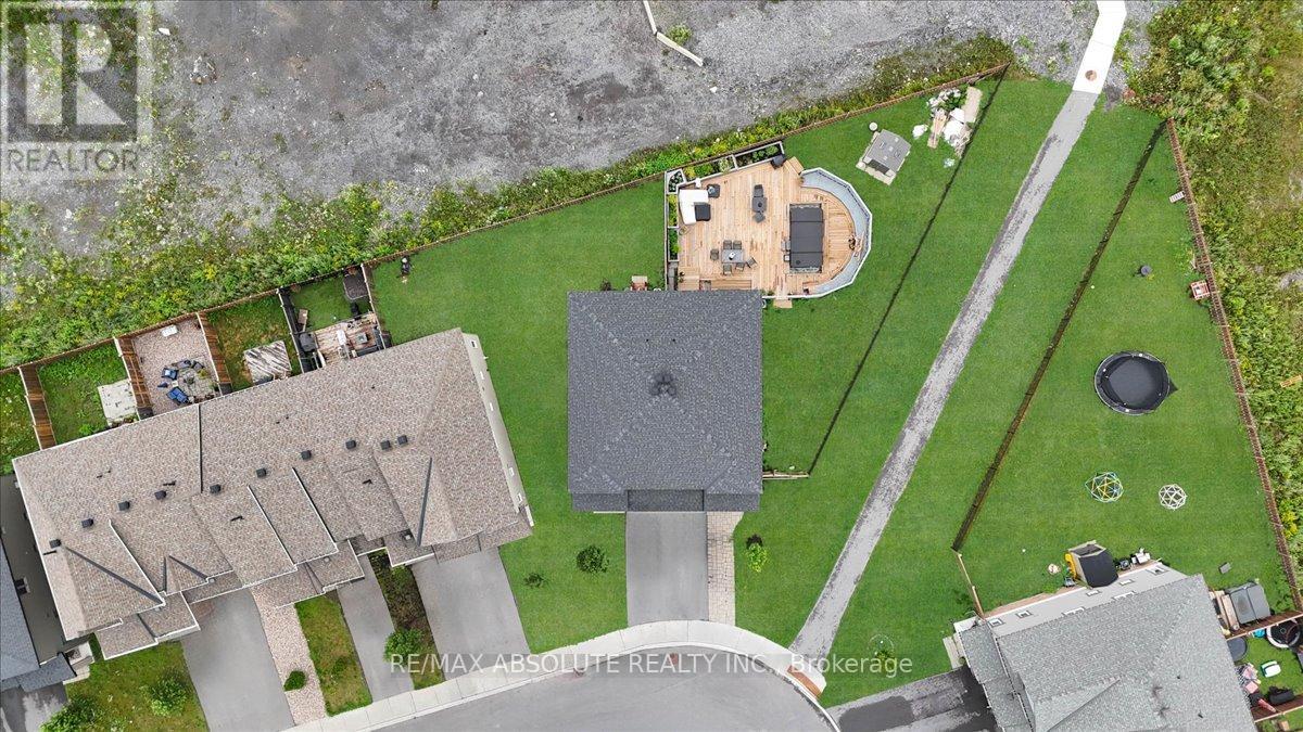169 Bandelier Way