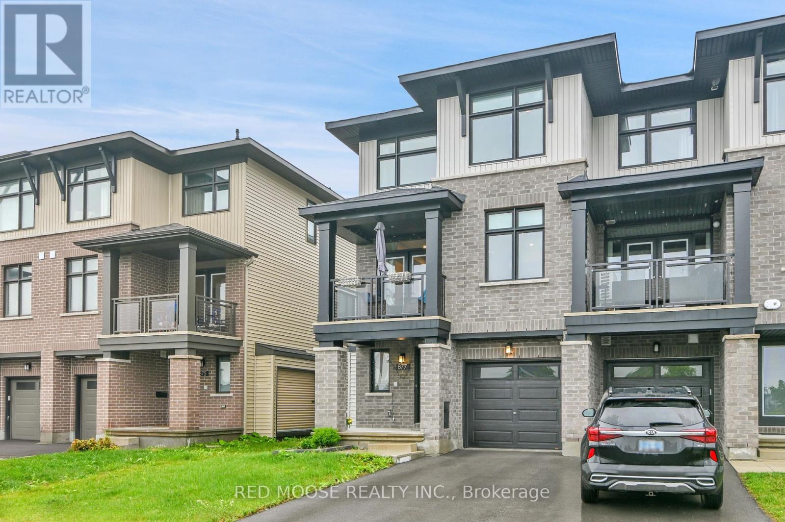 877 Couloir Road