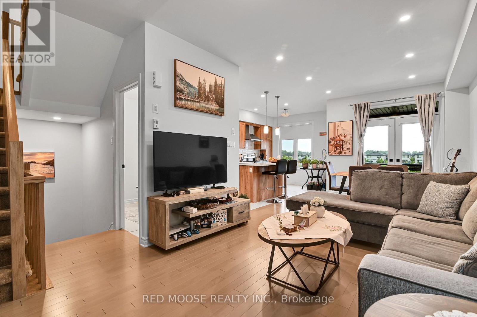 877 Couloir Road