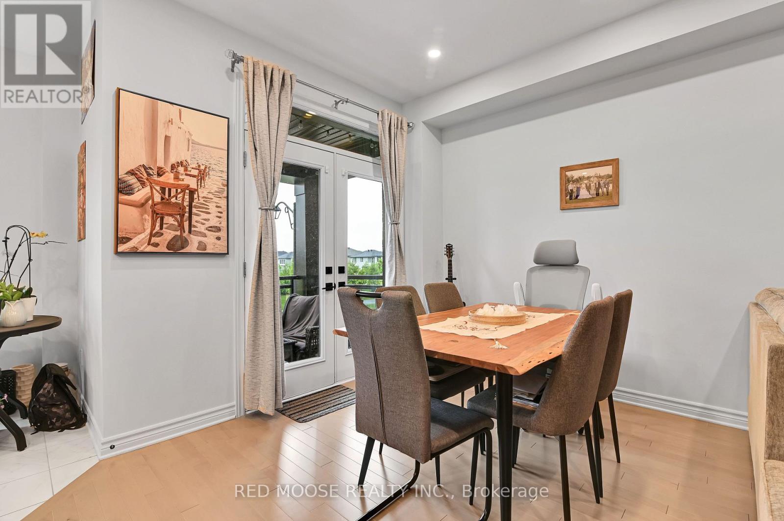 877 Couloir Road