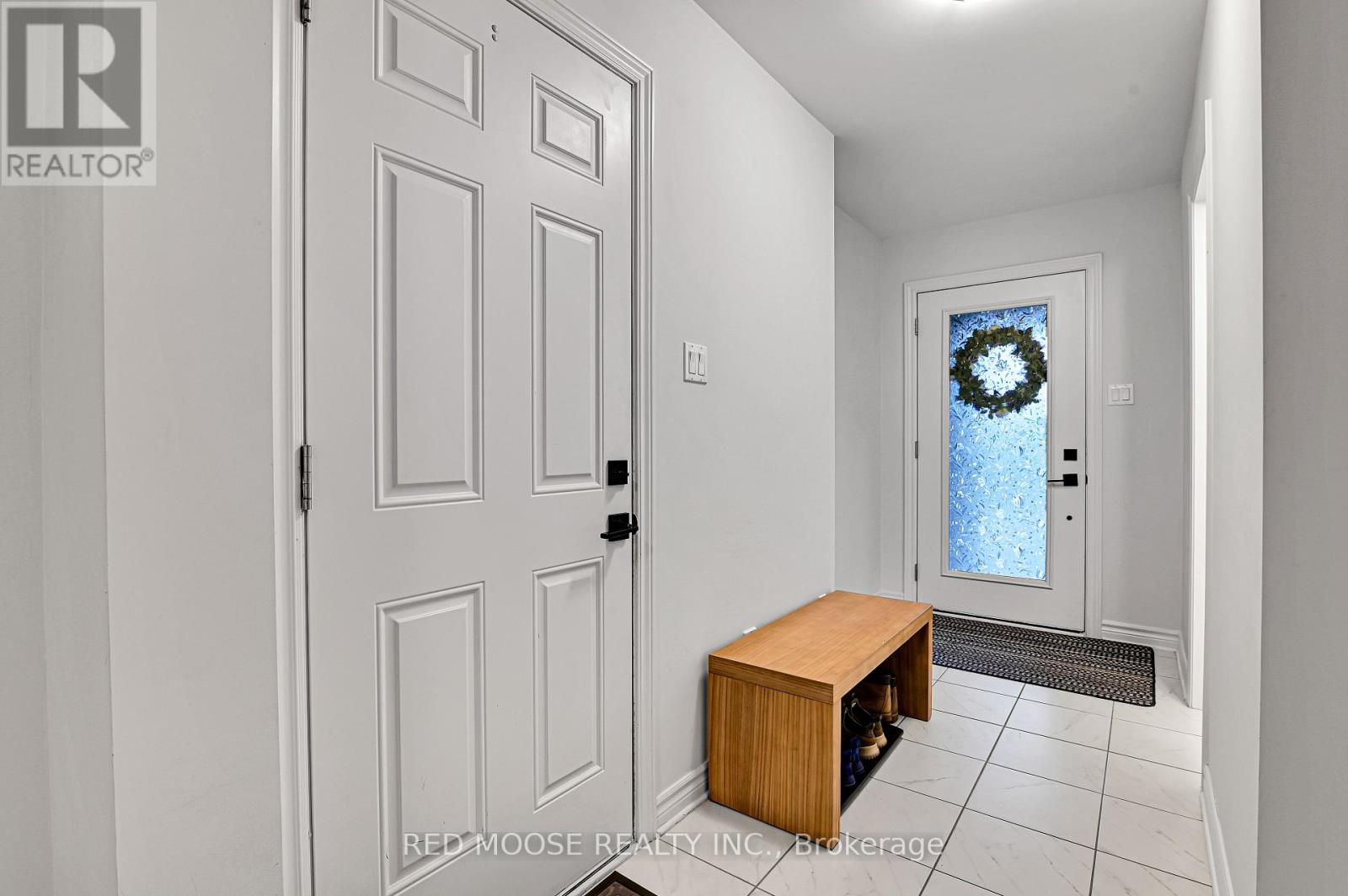 877 Couloir Road