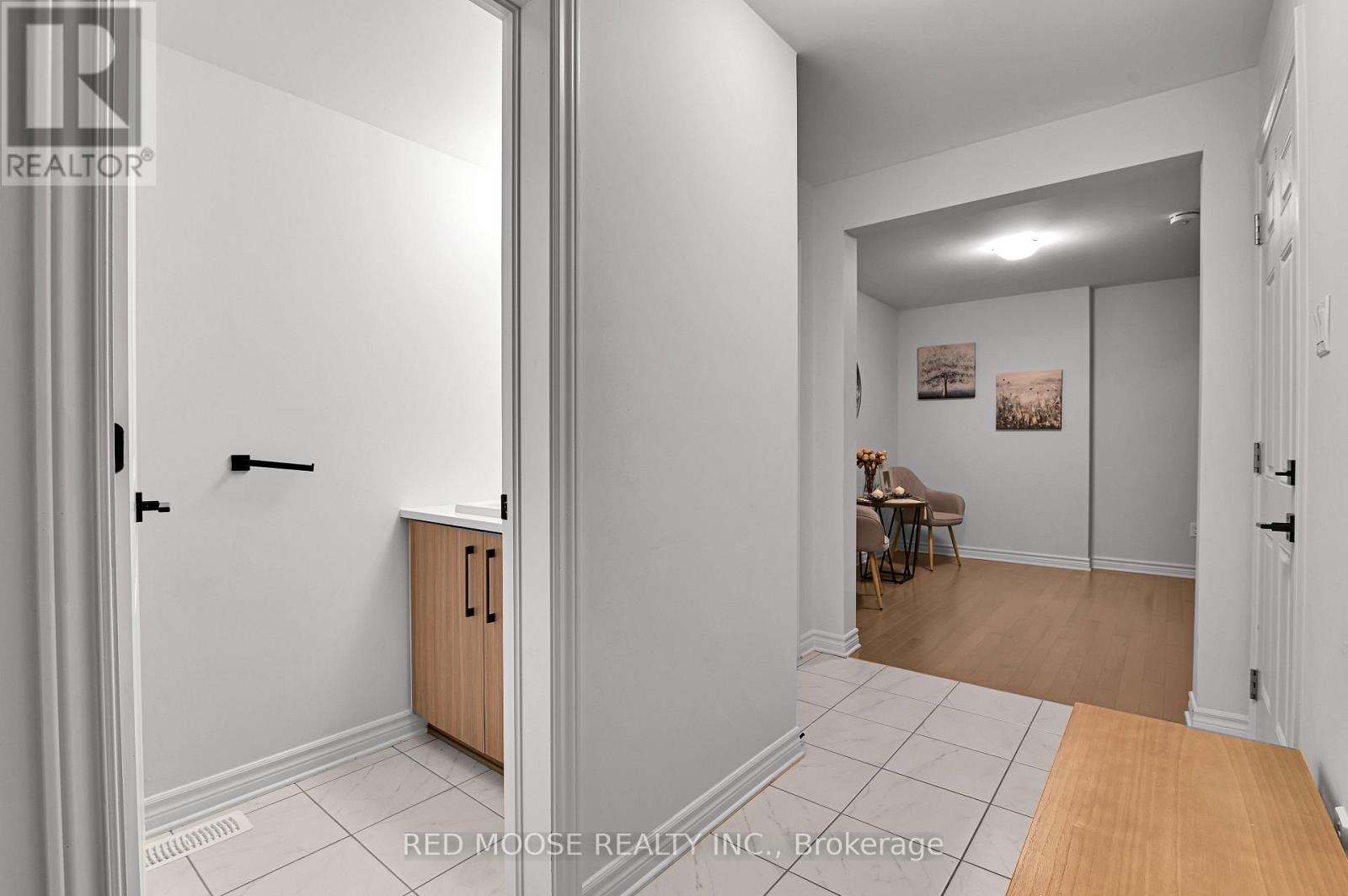 877 Couloir Road