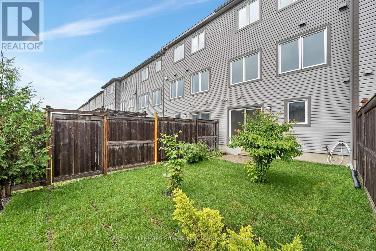 503 Coldwater Crescent