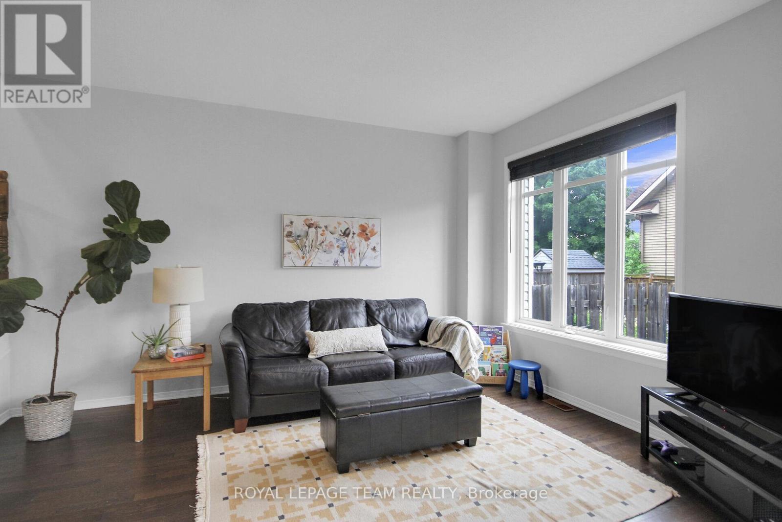 63 Hornchurch Lane