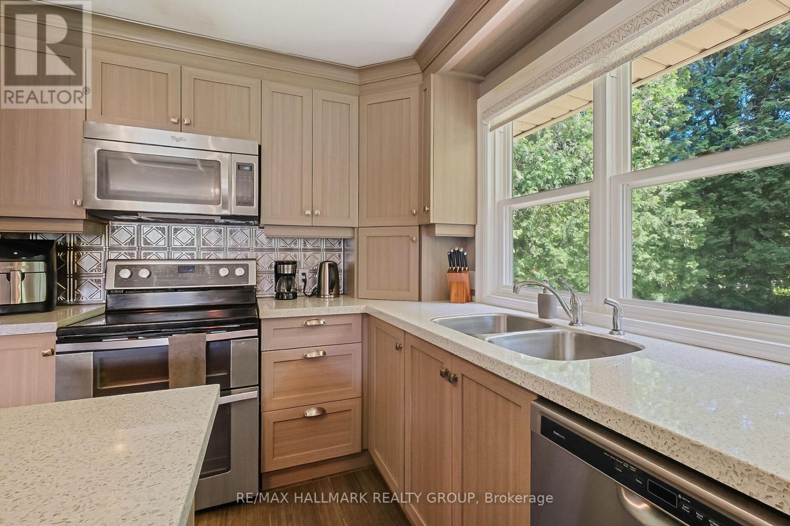 1048 Kerwin Road