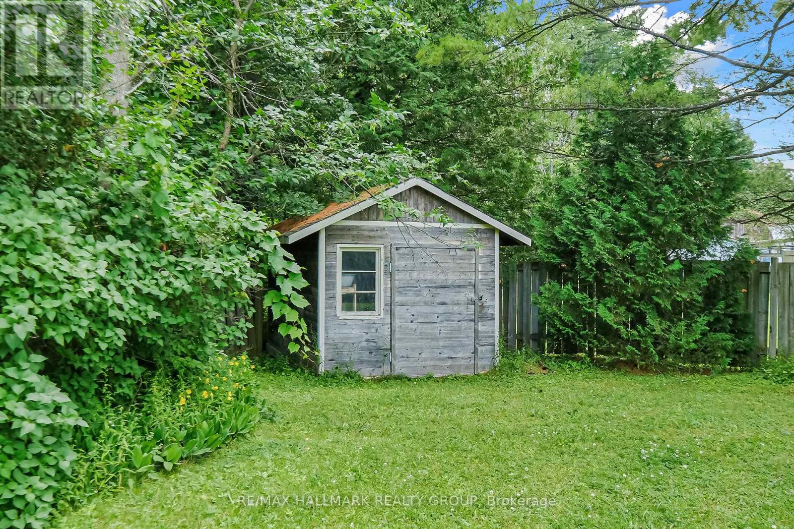 1048 Kerwin Road