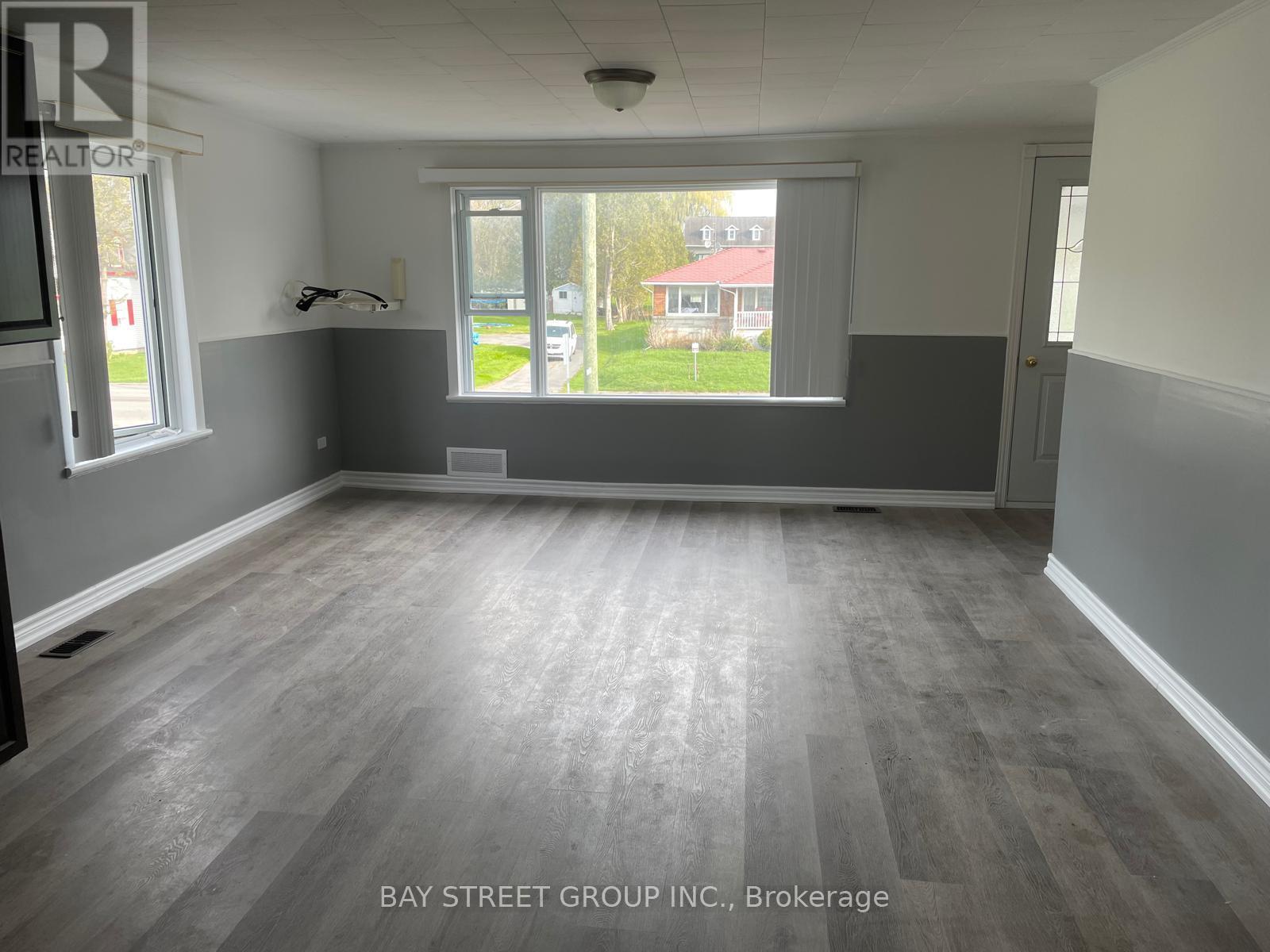 21127 Concession 5 Road