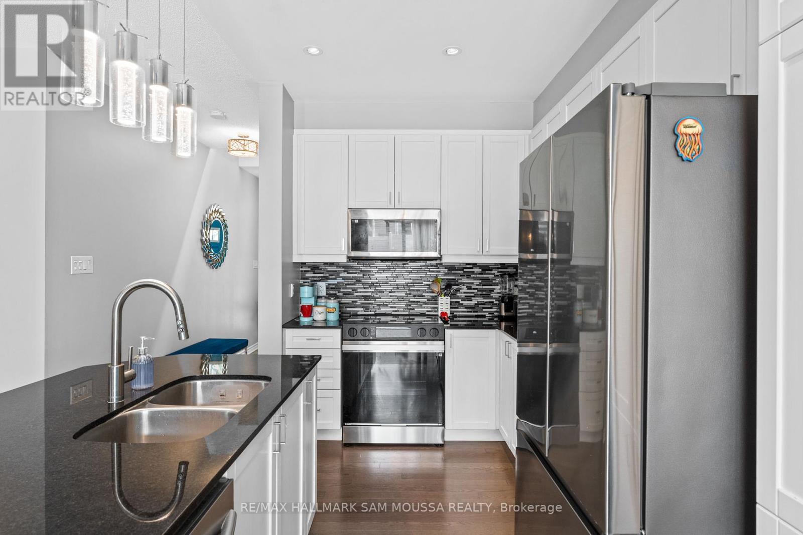 25 Solaris Drive