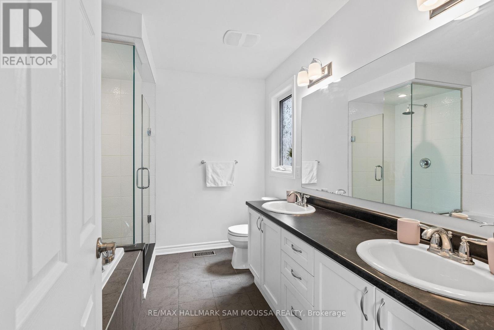25 Solaris Drive