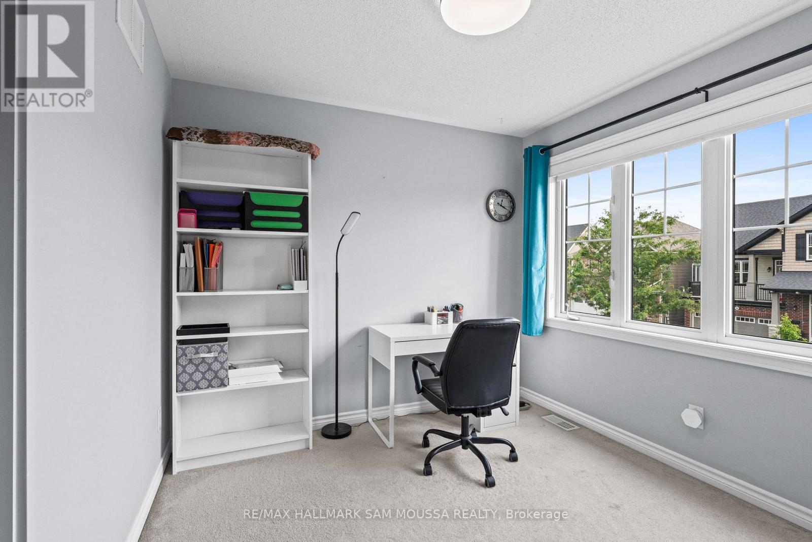 25 Solaris Drive