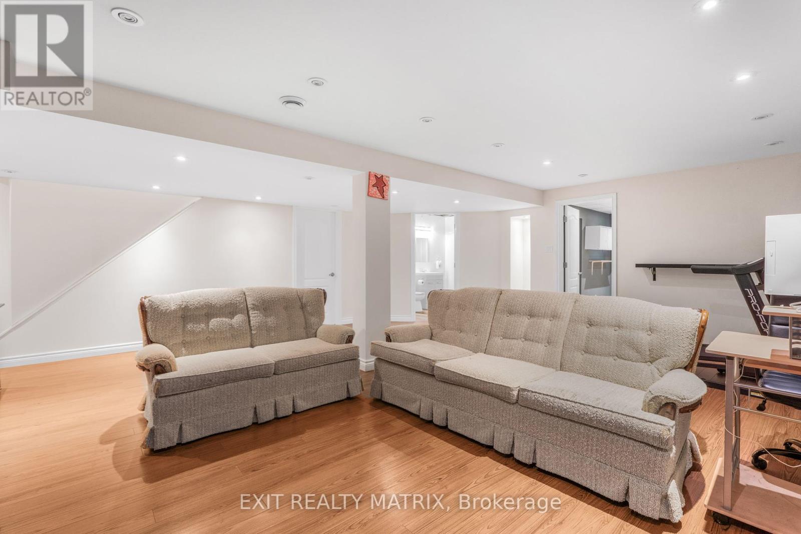 67 Renoir Drive