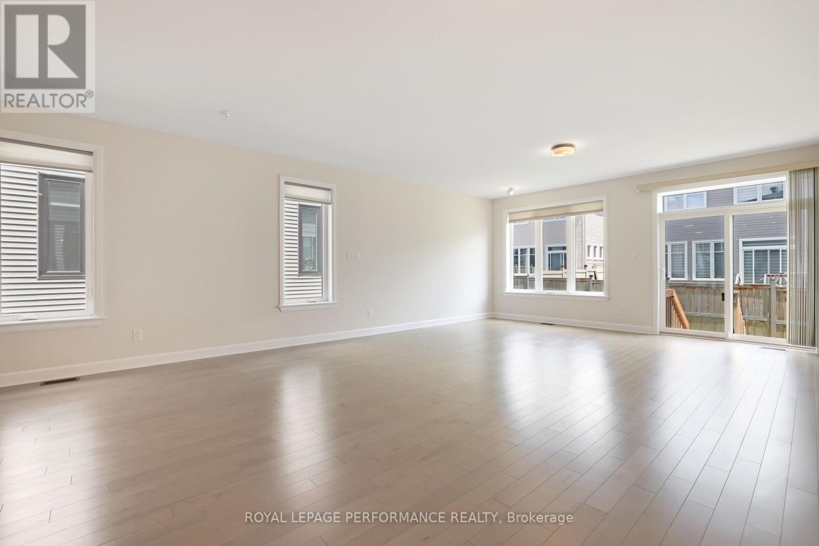 168 Angelonia Crescent