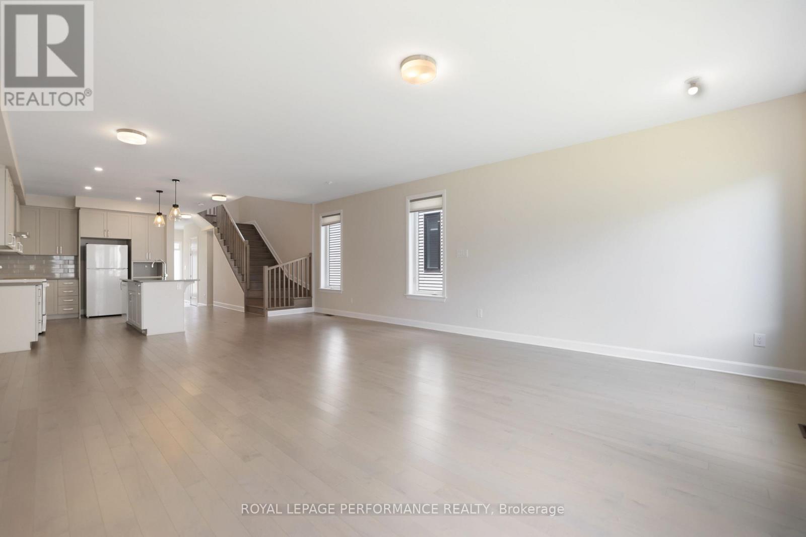 168 Angelonia Crescent