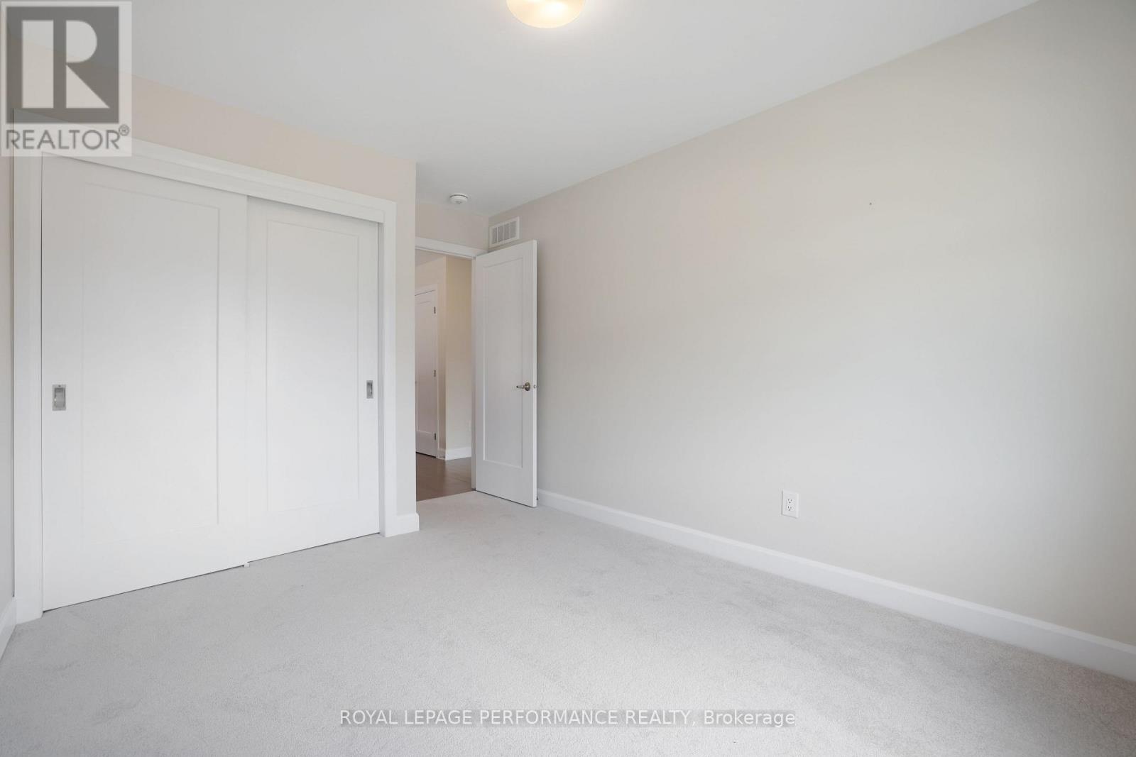 168 Angelonia Crescent