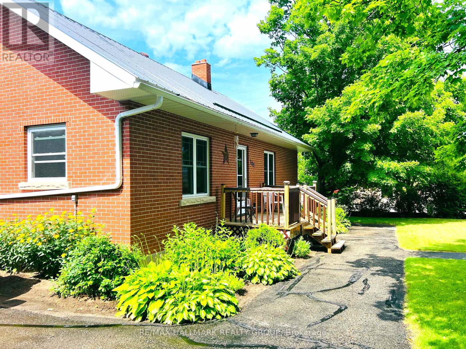 101 Clarence Street