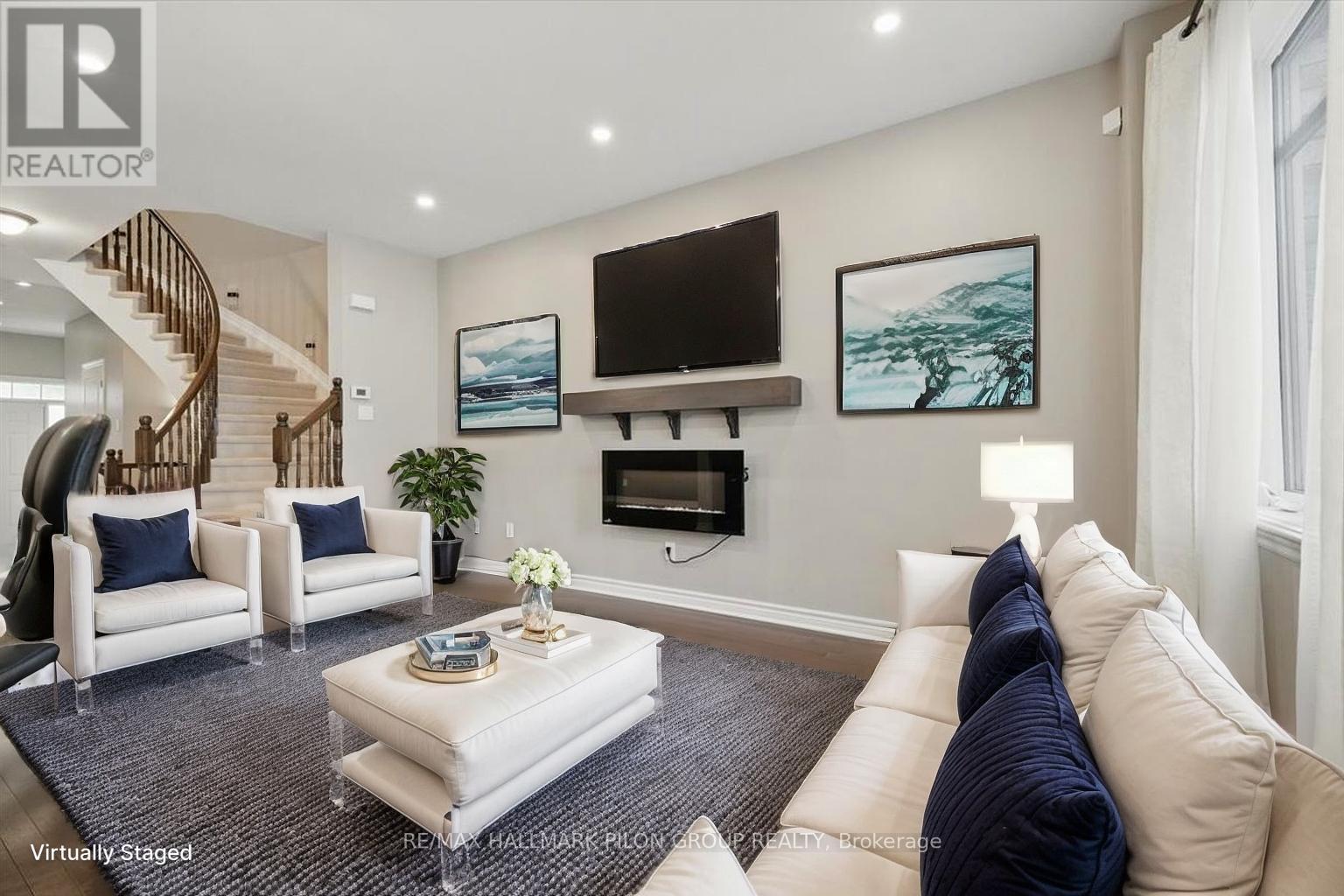 107 Watchhorn Grove
