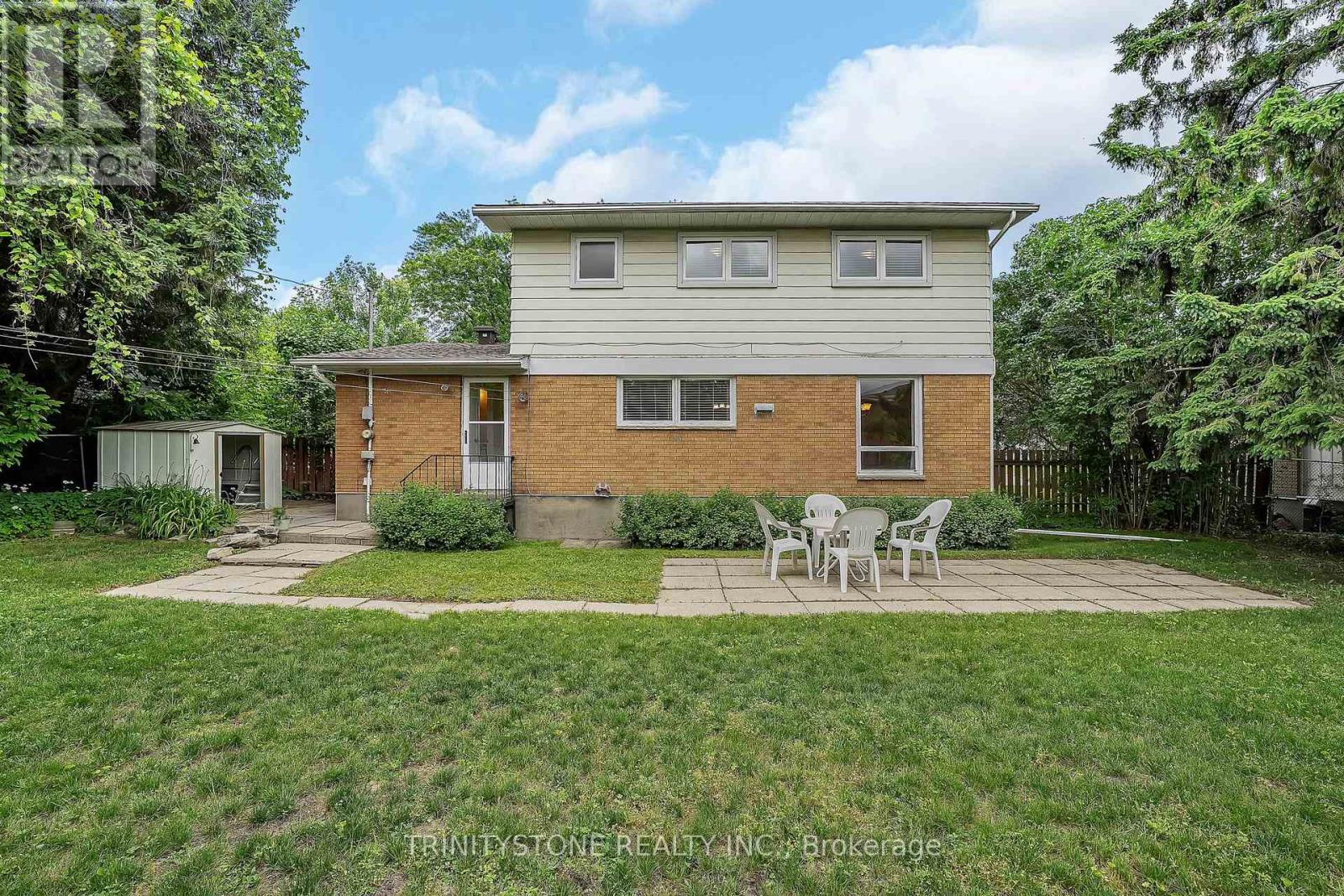 7 Pulford Crescent