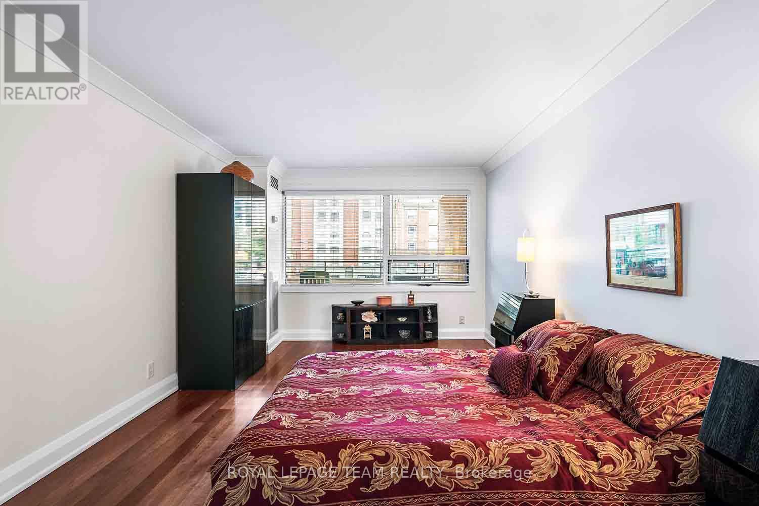 207 - 151 Bay Street