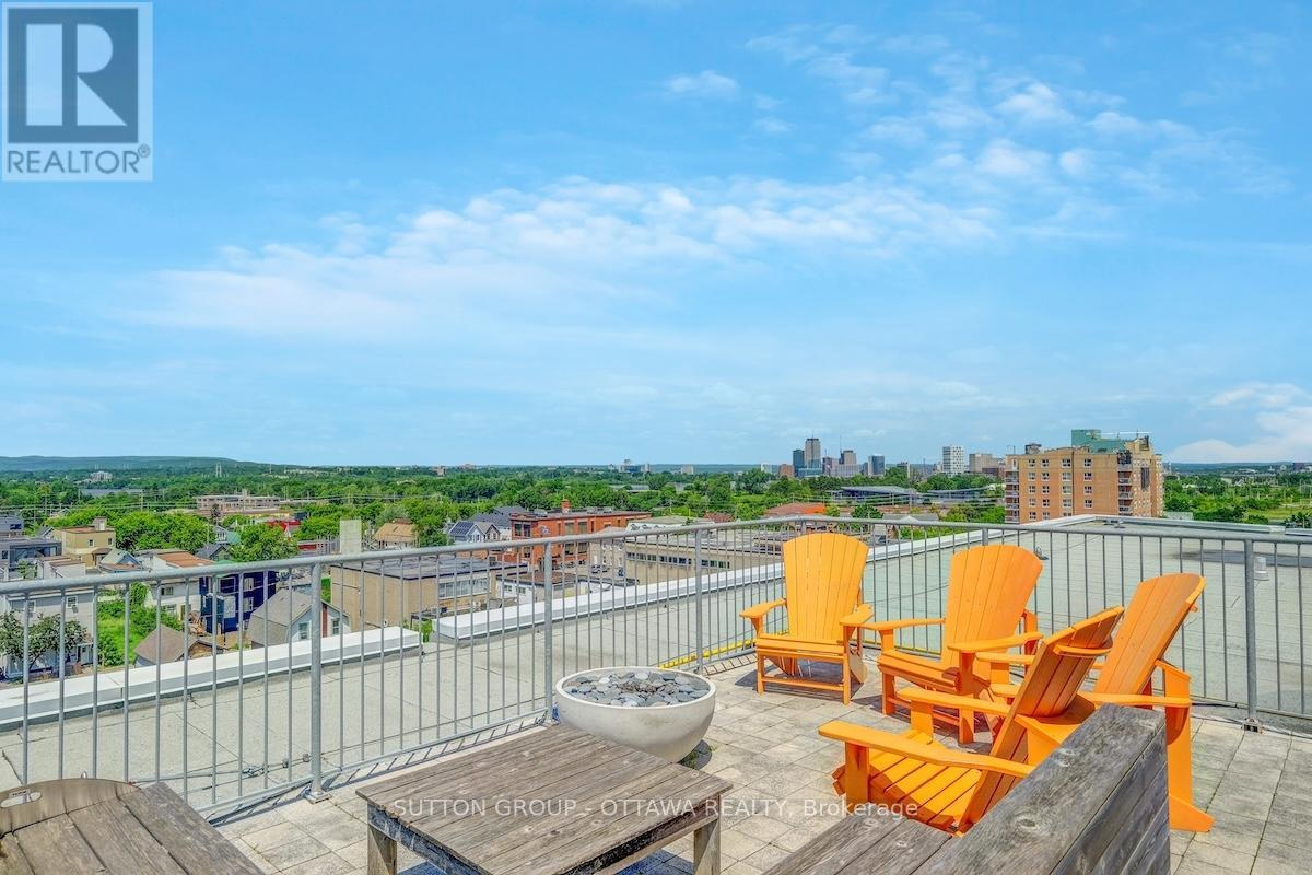 308 - 1000 Wellington Street W