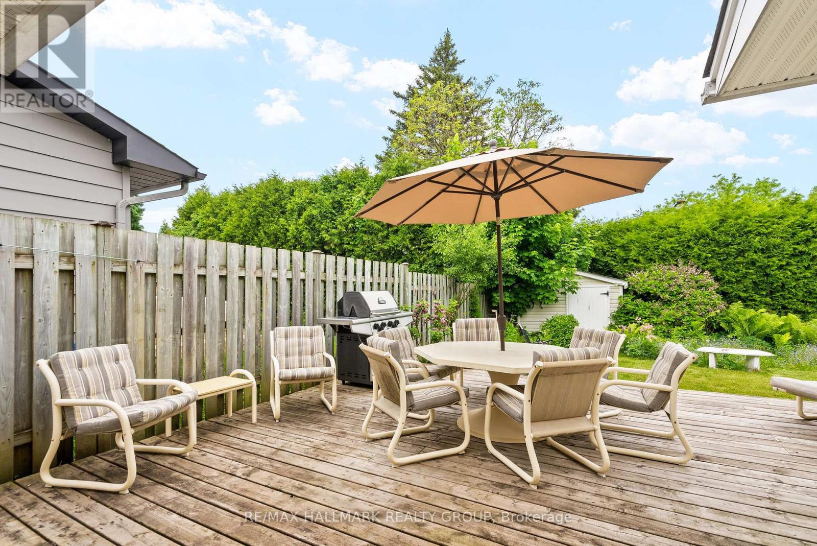 2143 Hubbard Crescent