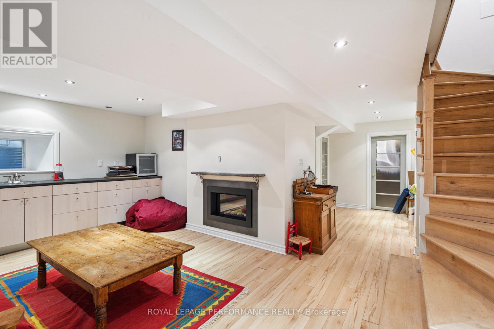 81 Mackay Street