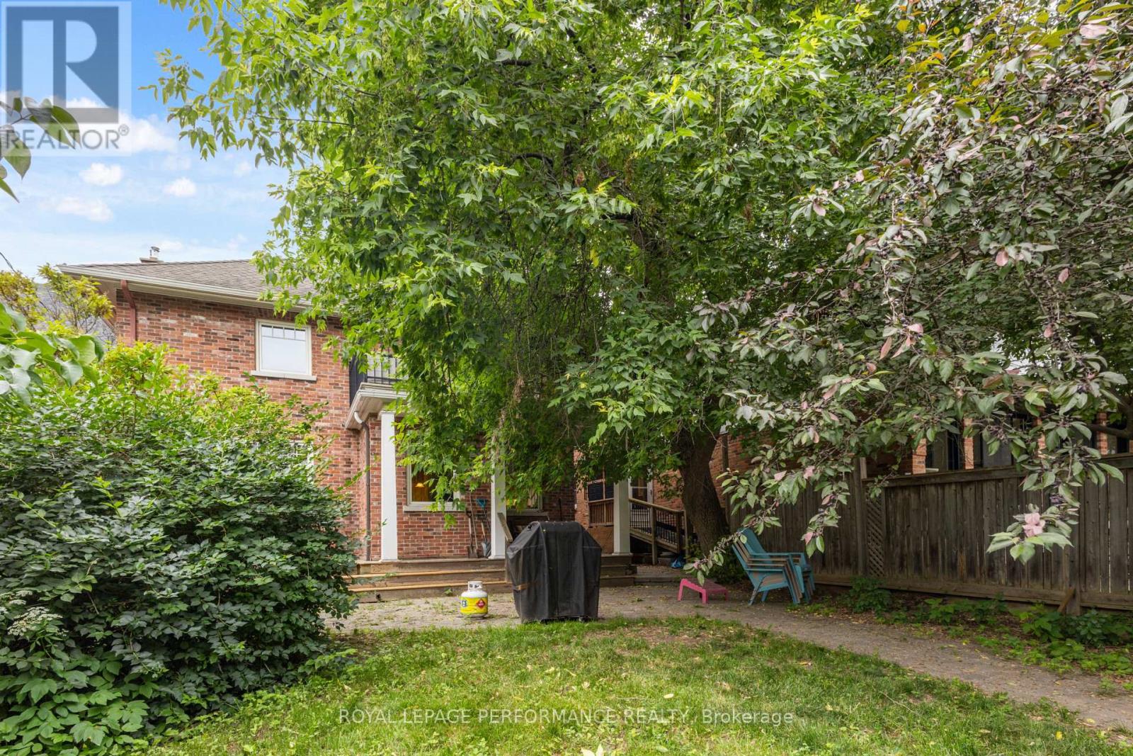 81 Mackay Street
