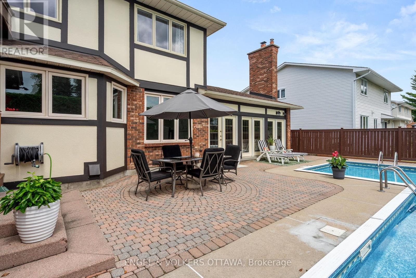 32 Merkel Drive