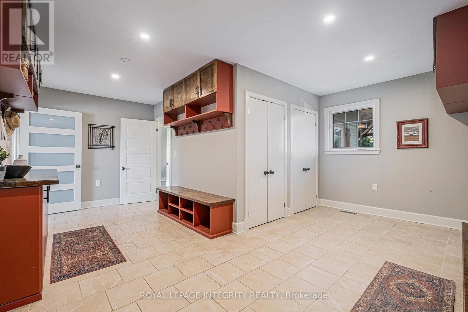 6548 Carp Road