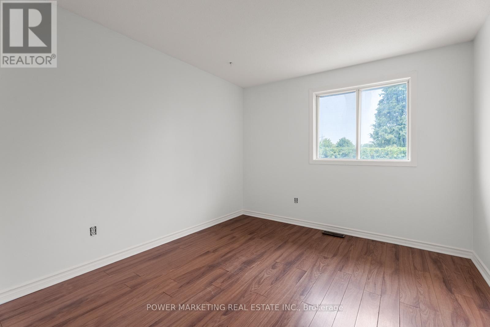 1631 Saxony Crescent