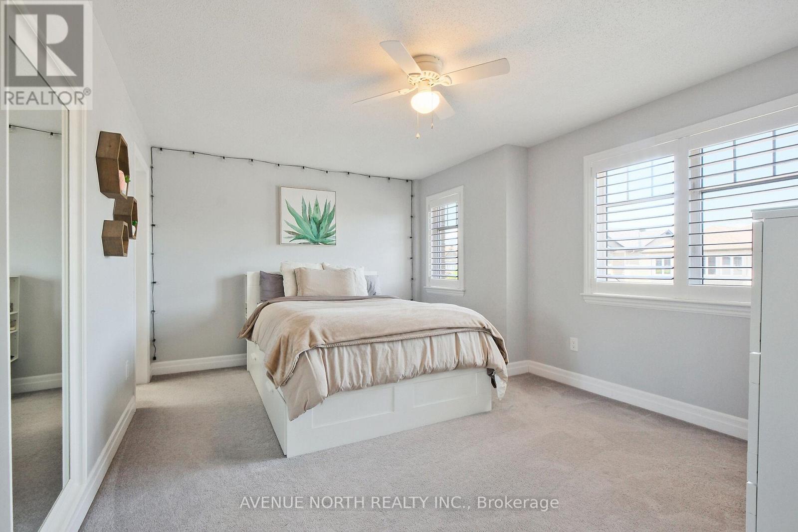 332 Andalusian Crescent