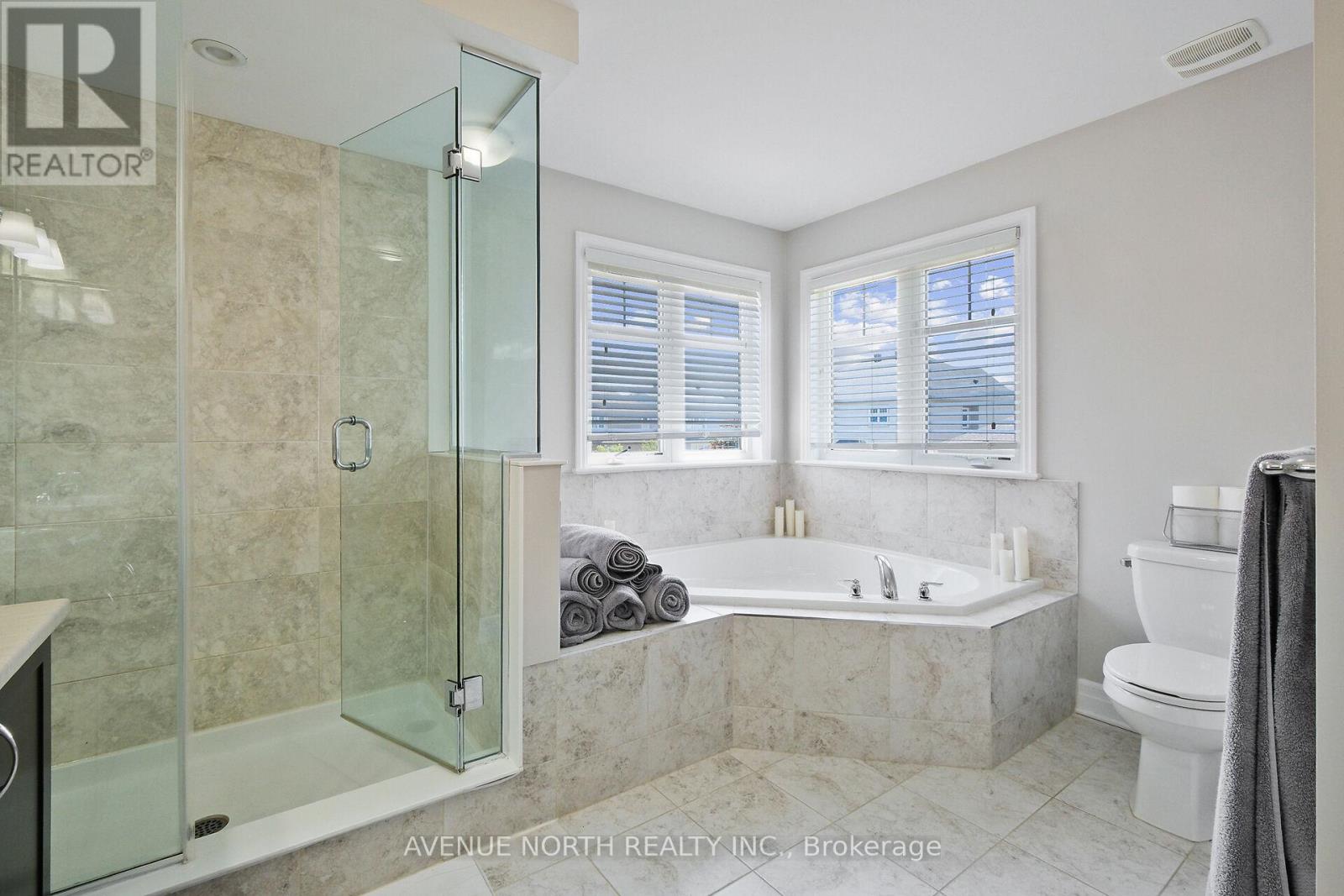 332 Andalusian Crescent