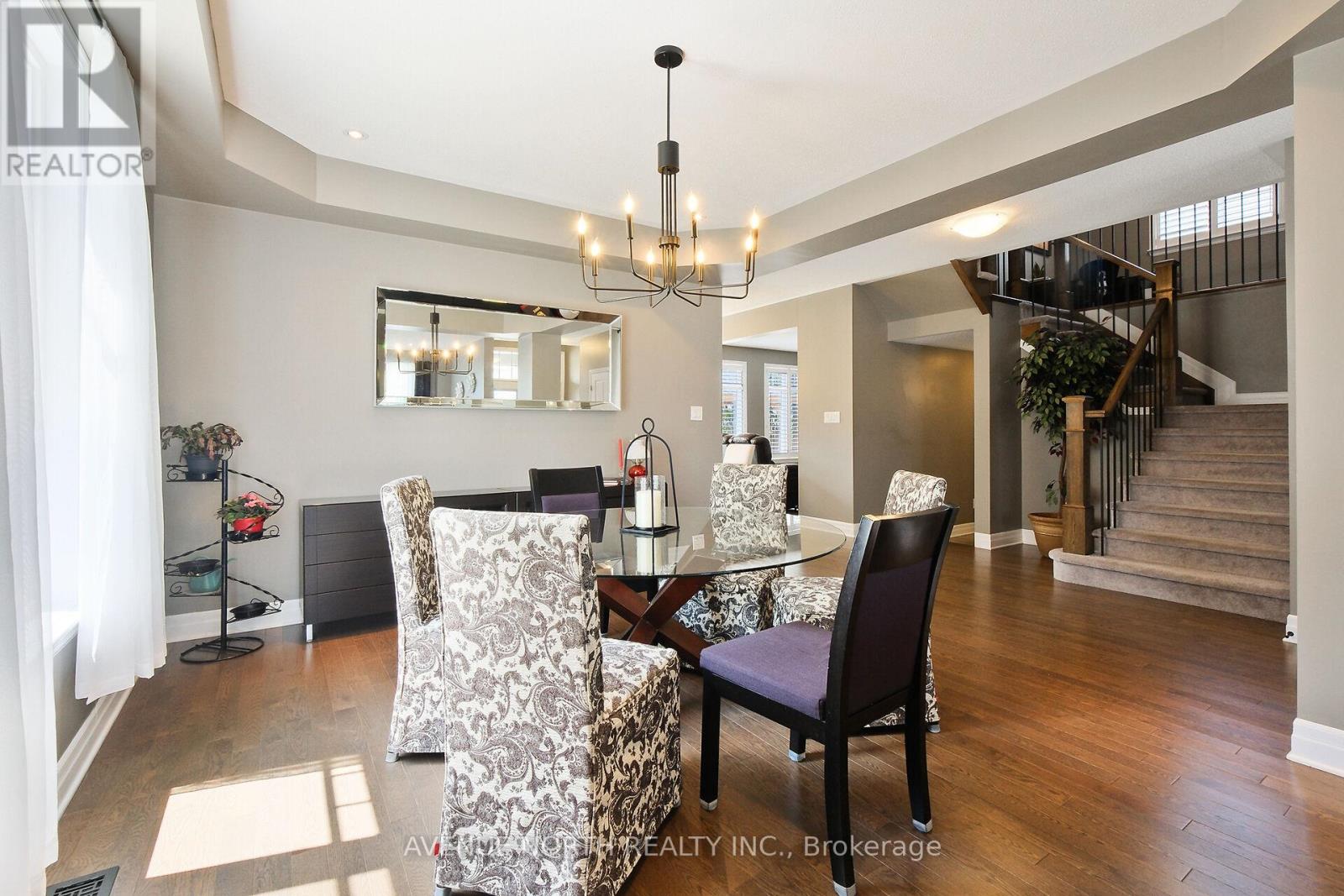 332 Andalusian Crescent