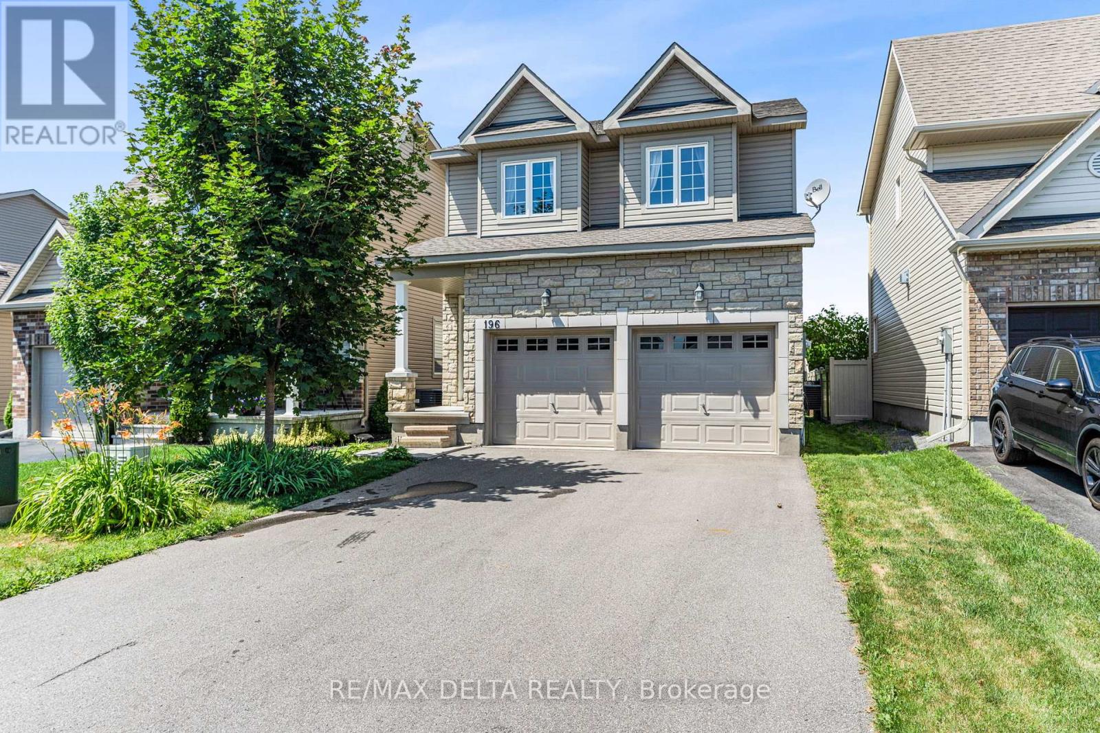 196 Onyx Crescent