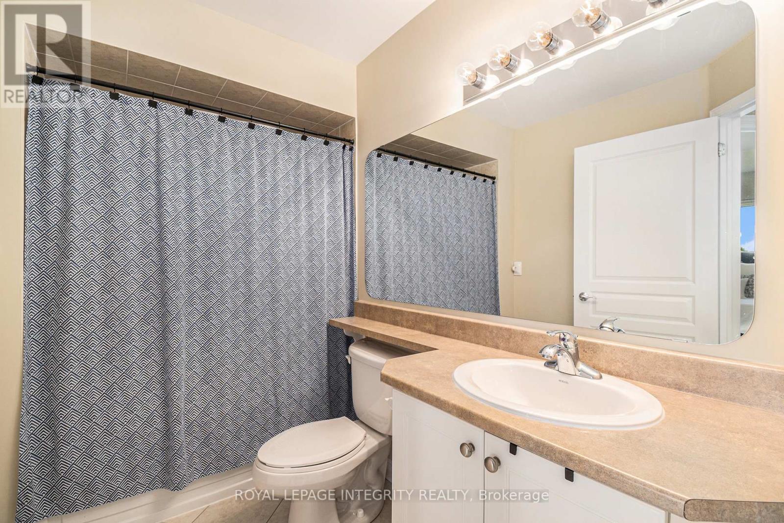 211 - 955 Beauparc Private