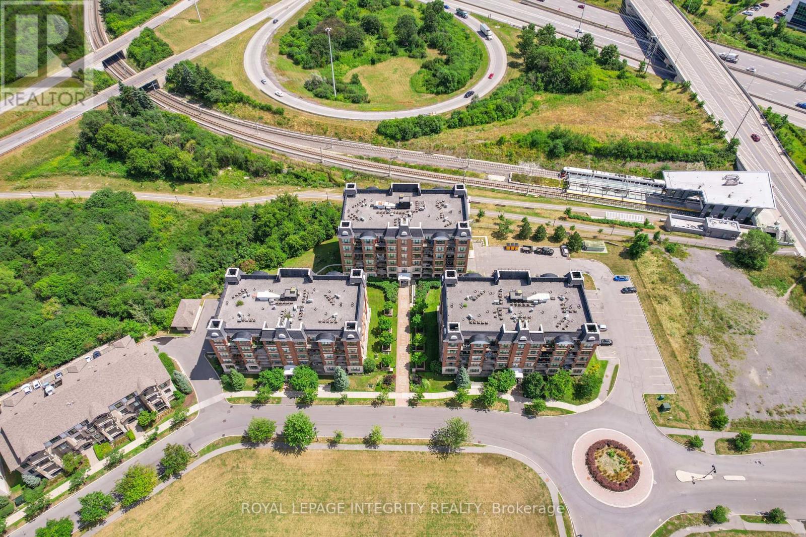 211 - 955 Beauparc Private