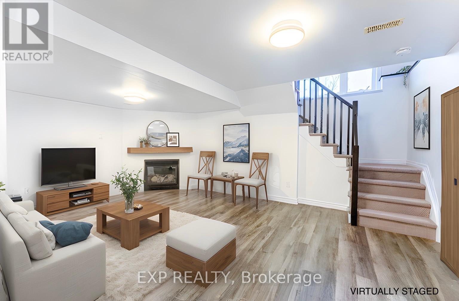 137 Hawkeswood Drive