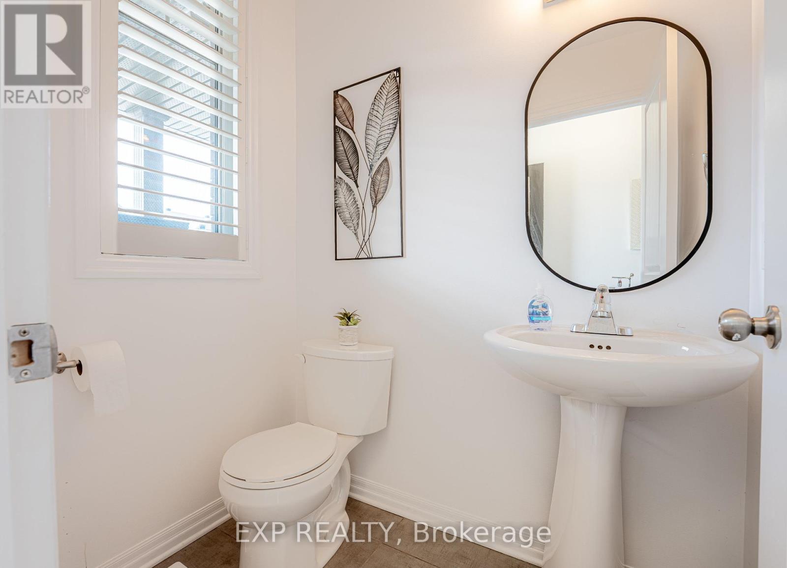137 Hawkeswood Drive