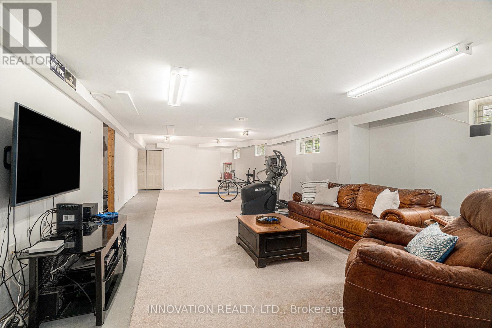 7 Emily Lauren Crescent