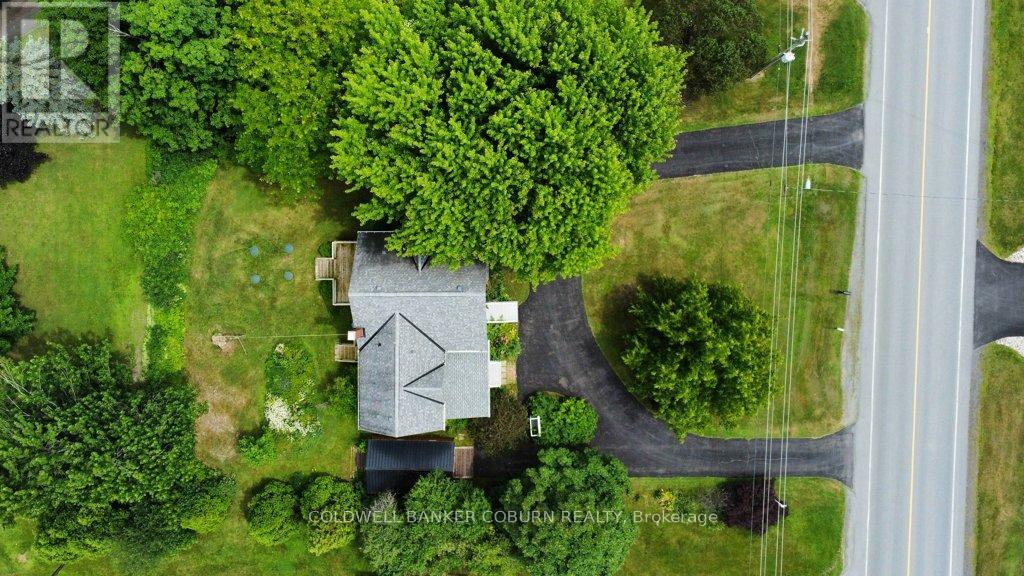 11719 Lakeshore Drive