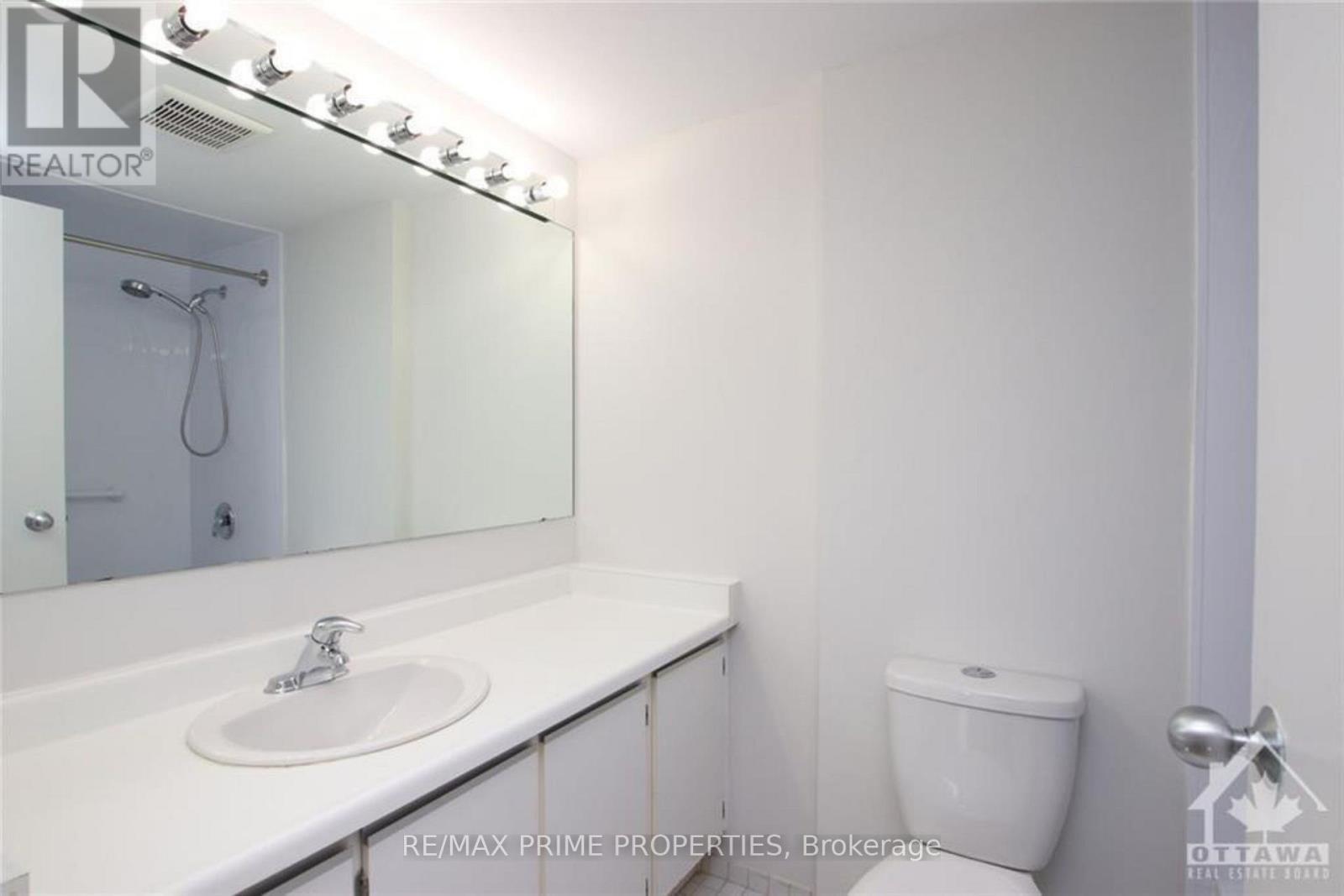 410 - 2871 Richmond Road