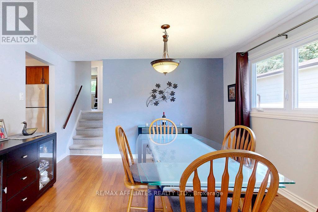 22 Red Maple Crescent