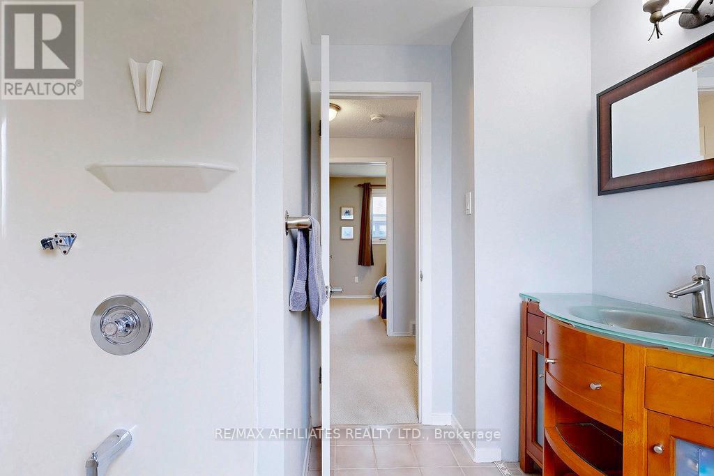 22 Red Maple Crescent
